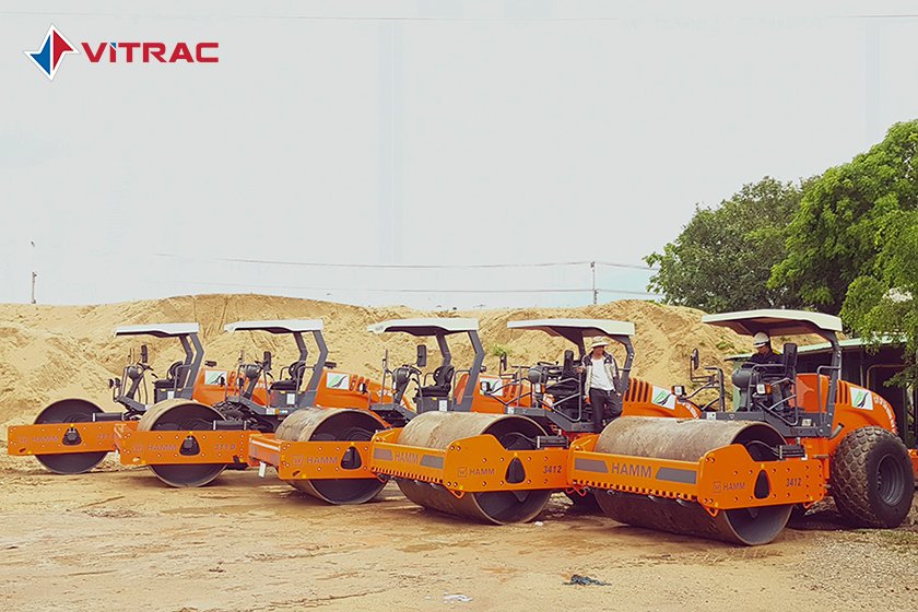 BÀN GIAO 5 XE LU HAMM TẠI CÔNG TY CỔ PHẦN CẦU ĐƯỜNG NEW SUN