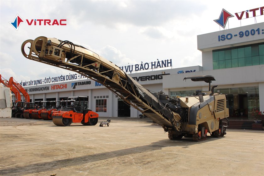 MÁY CÀO BÓC WIRTGEN W 100 F