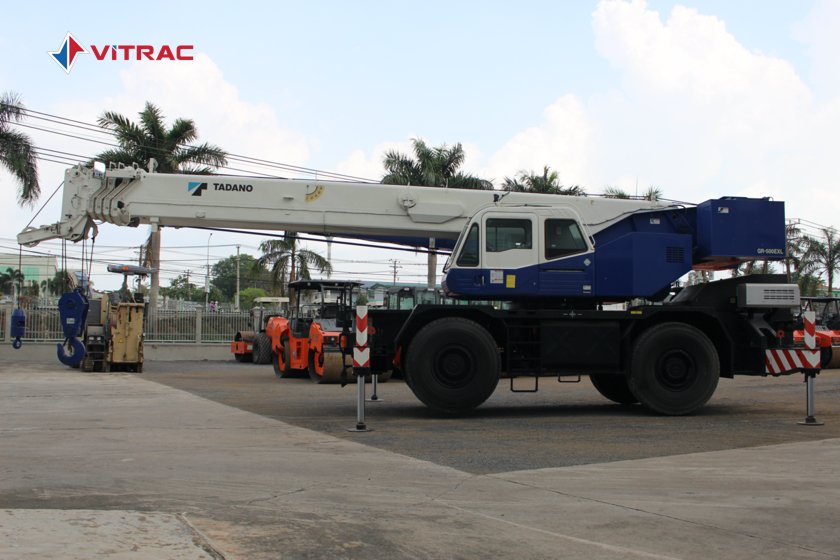 CẨU BÁNH LỐP TADANO GR-500EXL