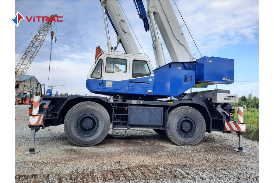 CẨU BÁNH LỐP TADANO GR-500EXL