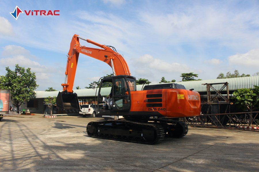 MÁY ĐÀO HITACHI ZX240-5G