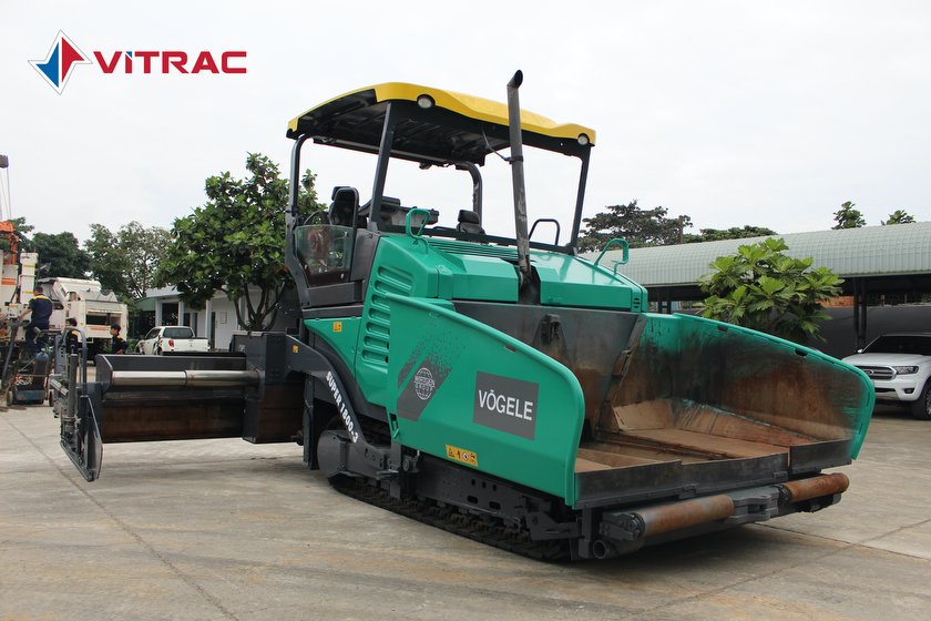 MÁY TRẢI NHỰA VOEGELE S1800-3